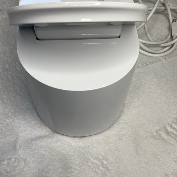 Cricut Mug Press in White and Mint - Picture 8 of 16